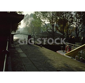 Paris 48